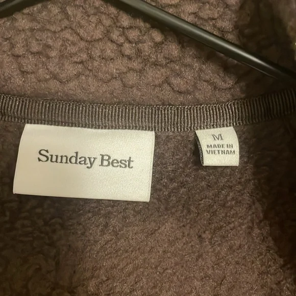 Aritzia brown fleece size M - Picture 3 of 4